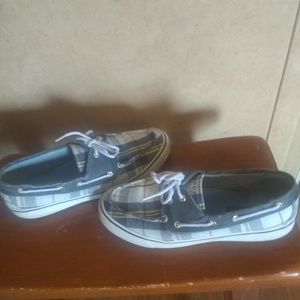 Sperry's blue plaid top sliders